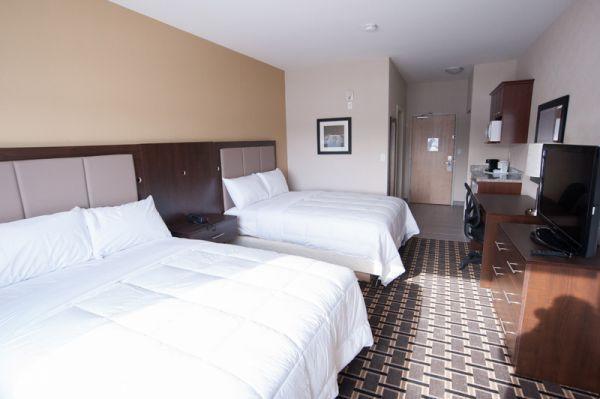 Western Star Inn & Suites Stoughton חדר תמונה