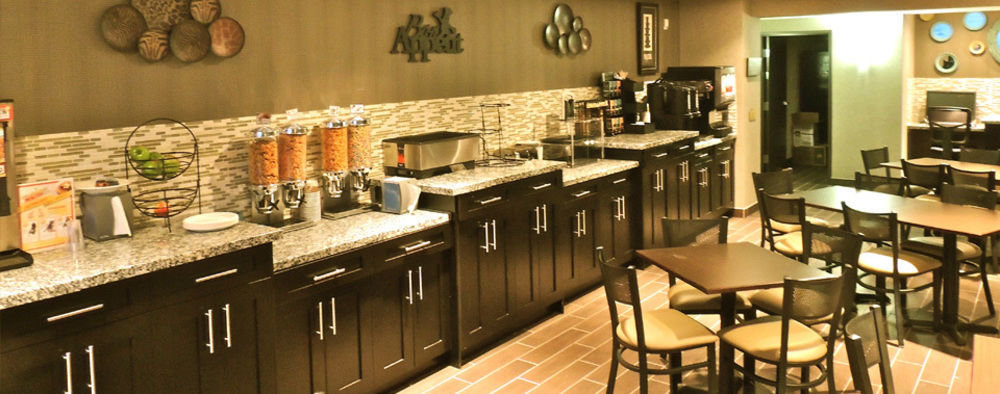 Western Star Inn & Suites Stoughton מראה חיצוני תמונה